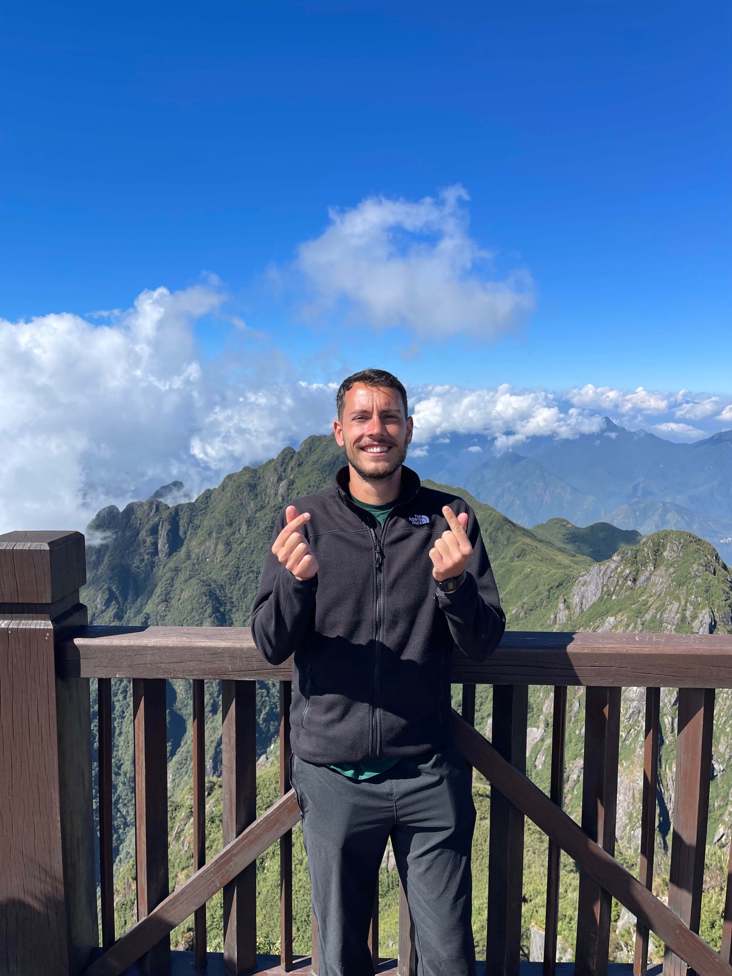 Ritratto di Hakim, co-founder e travel designer di Scoperta Lenta